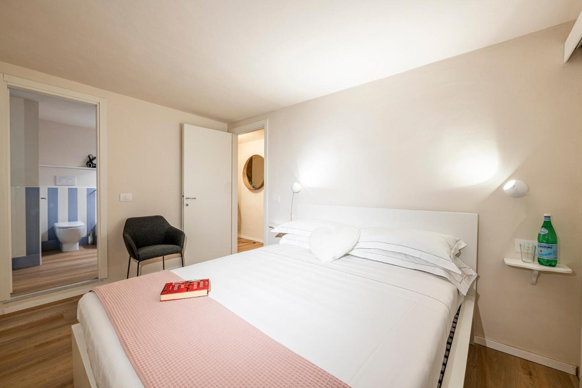 Appartement Two Towers-Ramaglianti & Belfredelli à Florence Extérieur photo
